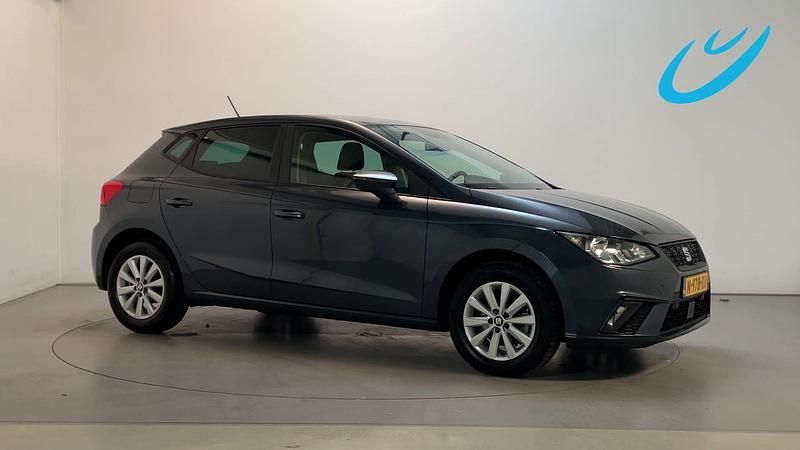Grijs Occasion 2021 Seat Ibiza Business Hatchback | € 14.850 (Goede deal) - Afbeelding 1/3