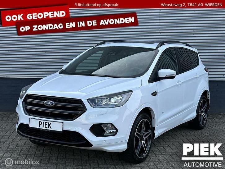 Wit, metallic lak Occasion 2018 Ford Kuga ST-Line SUV | € 19.999 (Eerlijke prijs) - Afbeelding 1/3
