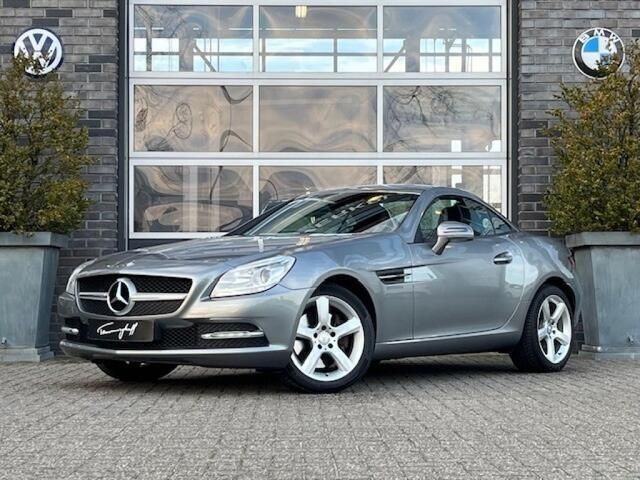 Occasion Mercedes SLK250 204 PK (150 kW) 2011 Grijs, metallic lak Cabriolet