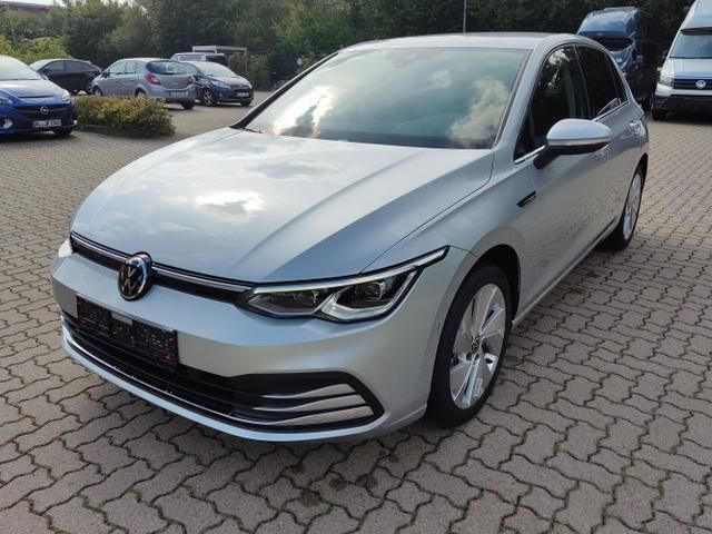 Zilver Gebruikt 2023 VW Golf VIII Pro | € 36.300 (Duur) - Afbeelding 1/4