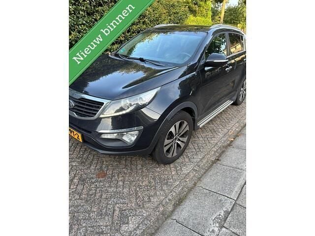 Zwart Gebruikt 2011 Kia Sportage Plus SUV | € 5.740 (Eerlijke prijs) - Afbeelding 1/4