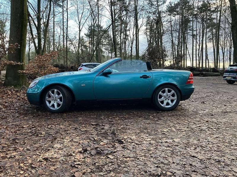 Groen Occasion 1998 Mercedes SLK230 Cabriolet | € 2.850 (Super prijs) - Afbeelding 1/4