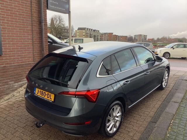 Occasion Skoda Scala Business Line 150 PK (110 kW) 2019 Grijs Hatchback