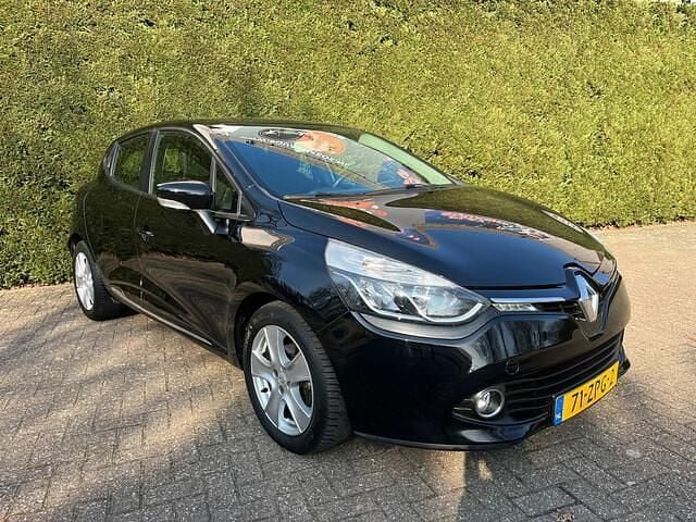 Occasion Renault Clio IV Zen 90 PK (66 kW) 2013 Zwart Hatchback