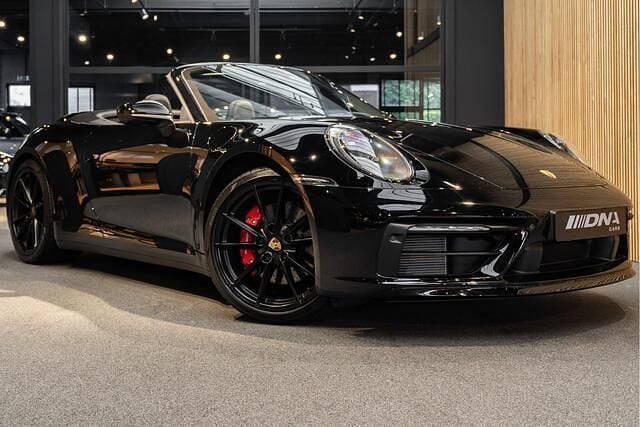 Zwart Occasion 2021 Porsche 911 Carrera S Cabriolet Cabriolet | € 164.992 - Afbeelding 1/4