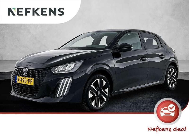 Zwart Gebruikt 2023 Peugeot 208 Allure Hatchback | € 18.925 (Eerlijke prijs) - Afbeelding 1/3