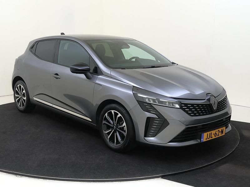 Occasion Renault Clio V Techno 2025 Grijs Hatchback