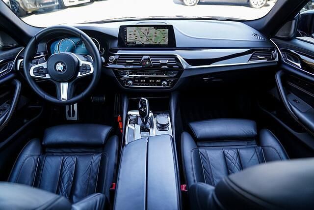 Occasion BMW 530 Executive 252 PK (185 kW) 2018 Zwart (metallic) Stationwagen