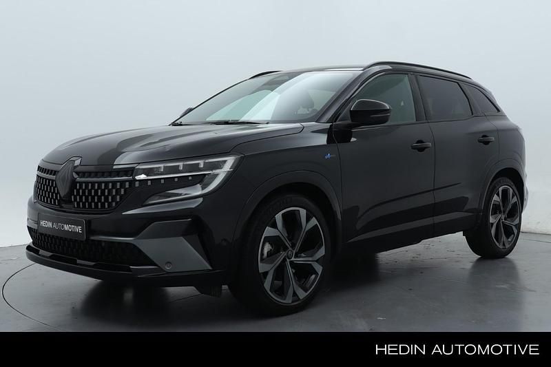 Zwart Gebruikt 2025 Renault Austral Iconic SUV | € 37.945 (Duur) - Afbeelding 1/3