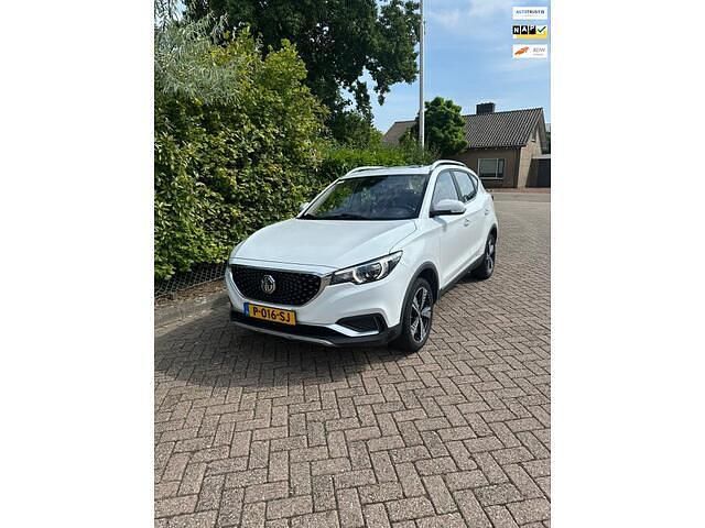 Wit Gebruikt 2021 MG ZS Luxury Sedan | € 14.450 (Super prijs) - Afbeelding 1/4