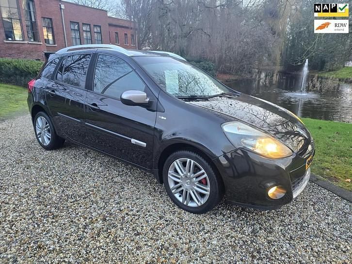 Gebruikt 2011 Renault Clio II Authentique Stationwagen | € 4.999 (Duur) - Afbeelding 1/4