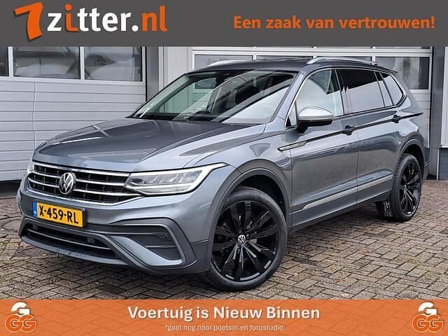 Grijs Gebruikt 2023 VW Tiguan Allspace Life SUV | € 35.900 (Goede deal) - Afbeelding 1/4