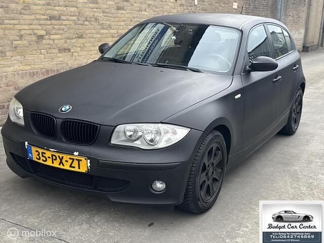 Zwart Gebruikt 2005 BMW 116 Hatchback | € 1.795 (Super prijs) - Afbeelding 1/4