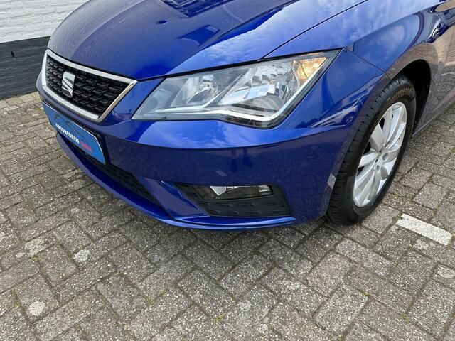 Occasion Seat Leon Style 110 PK (80 kW) 2017 Blauw Hatchback