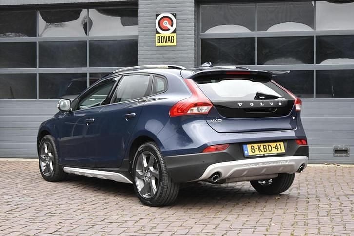 Occasion Volvo V40 CC Kinetic 179 PK (131 kW) 2013 Stationwagen