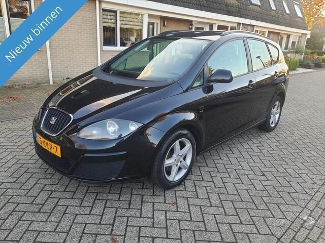 Zwart Gebruikt 2010 Seat Altea XL Reference MPV | € 2.250 (Goede deal) - Afbeelding 1/4