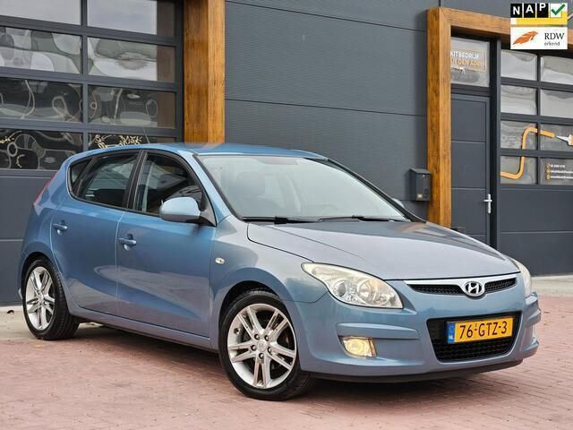 Blauw Gebruikt 2008 Hyundai i30 Dynamiq Hatchback | € 1.850 - Afbeelding 1/4