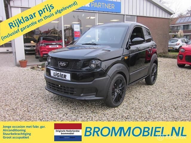 Zwart Nieuw 2025 Ligier Myli Hatchback | € 18.950 - Afbeelding 1/4
