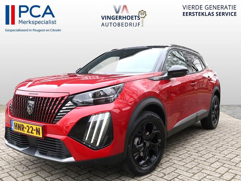 Rood Gebruikt 2024 Peugeot 2008 GT SUV | € 26.900 (Eerlijke prijs) - Afbeelding 1/4