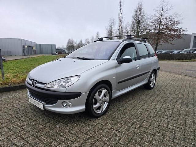 Occasion Peugeot 206 109 PK (80 kW) 2003 Grijs Stationwagen