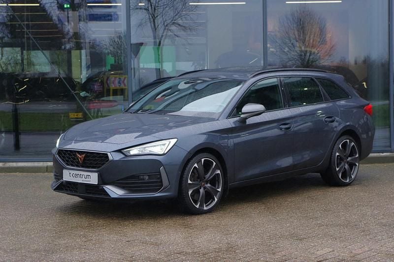 Occasion Cupra Leon VZ2 245 PK (180 kW) 2021 Grijs (metallic) Stationwagen