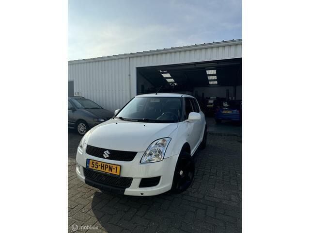 Wit Gebruikt 2009 Suzuki Swift Sport Hatchback | € 3.950 (Eerlijke prijs) - Afbeelding 1/4