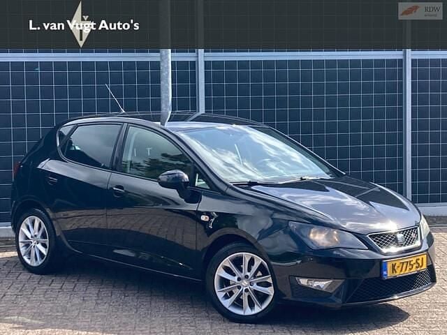Zwart Gebruikt 2013 Seat Ibiza FR Hatchback | € 6.950 (Eerlijke prijs) - Afbeelding 1/4