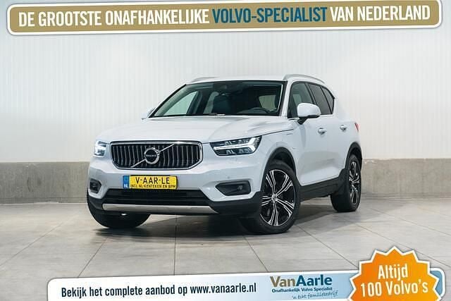 Zilver Gebruikt 2021 Volvo XC40 Inscription SUV | € 28.850 (Super prijs) - Afbeelding 1/3