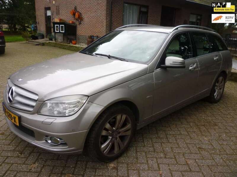 Grijs, metallic lak Gebruikt 2009 Mercedes C200 Business Stationwagen | € 4.999 (Goede deal) - Afbeelding 1/4