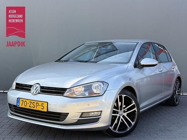 Grijs Gebruikt 2013 VW Golf VII Highline Hatchback | € 7.899 (Eerlijke prijs) - Afbeelding 1/3