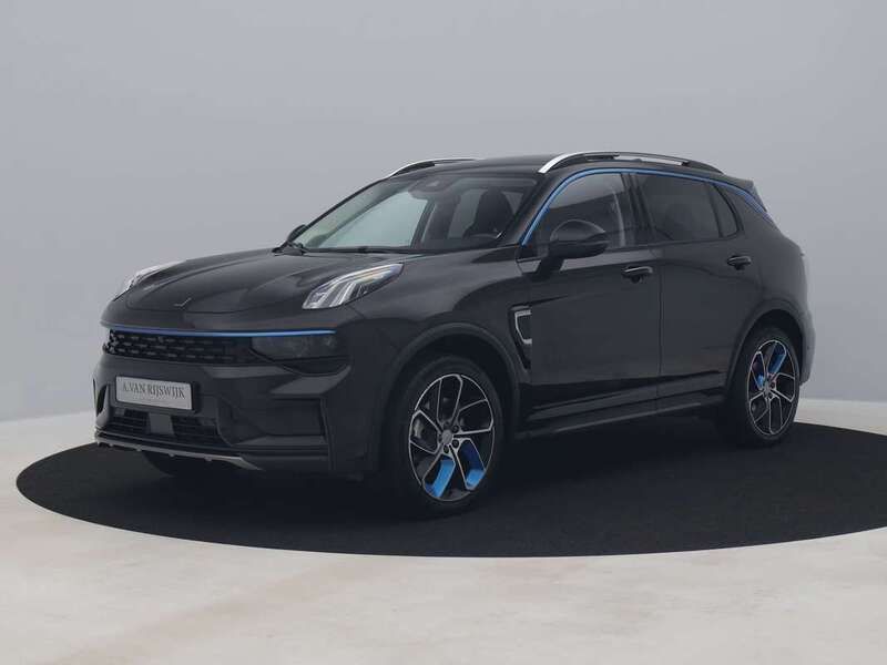 Zwart Gebruikt 2023 Lynk & Co 01 SUV | € 26.400 (Eerlijke prijs) - Afbeelding 1/3