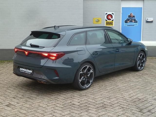 Occasion Cupra Leon VZ 2024 Blauw Stationwagen