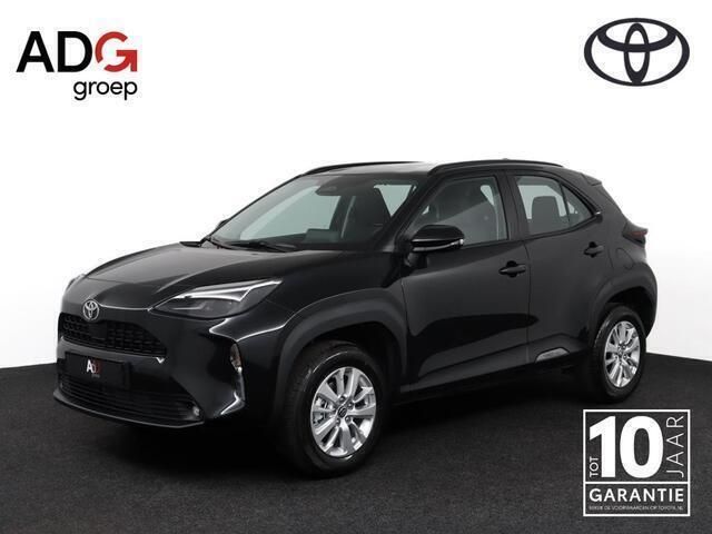 Zwart Gebruikt 2025 Toyota Yaris Cross Active SUV | € 31.950 (Duur) - Afbeelding 1/4