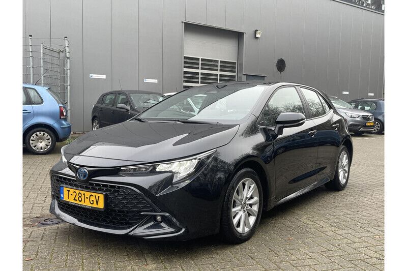 Occasion Toyota Corolla Hybrid Active 140 PK (102 kW) 2023 Zwart Hatchback