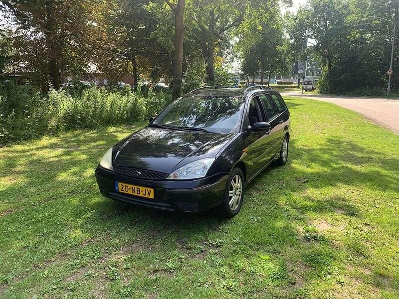 Gebruikt 2003 Ford Focus Stationwagen | € 1.750 (Duur) - Afbeelding 1/4