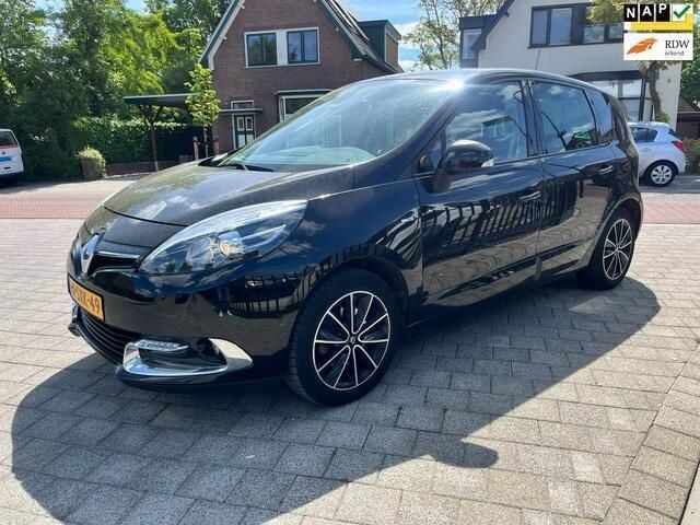 Zwart Gebruikt 2014 Renault Scénic III Bose Edition MPV | € 4.499 (Super prijs) - Afbeelding 1/4