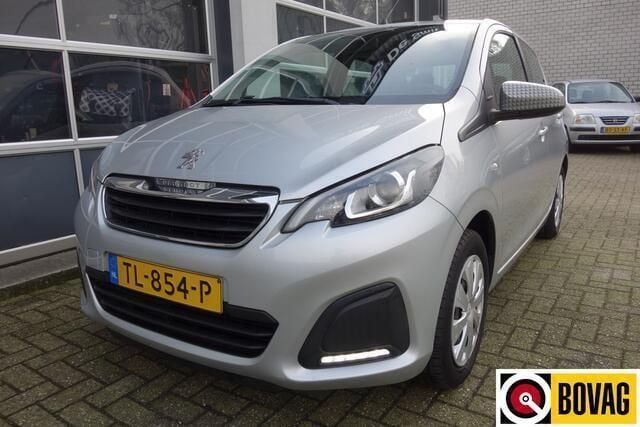 Grijs Gebruikt 2015 Peugeot 108 Active Top Hatchback | € 6.945 (Goede deal) - Afbeelding 1/4