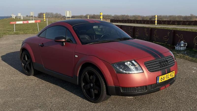 Rood Gebruikt 1999 Audi TT Coupé | € 1.600 (Super prijs) - Afbeelding 1/4
