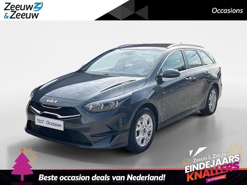 Grijs Gebruikt 2022 Kia Ceed Sportswagon Stationwagen | € 17.445 (Eerlijke prijs) - Afbeelding 1/4