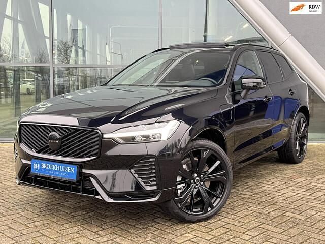 Zwart (metallic) Nieuw 2025 Volvo XC60 Plus SUV | € 56.950 - Afbeelding 1/4