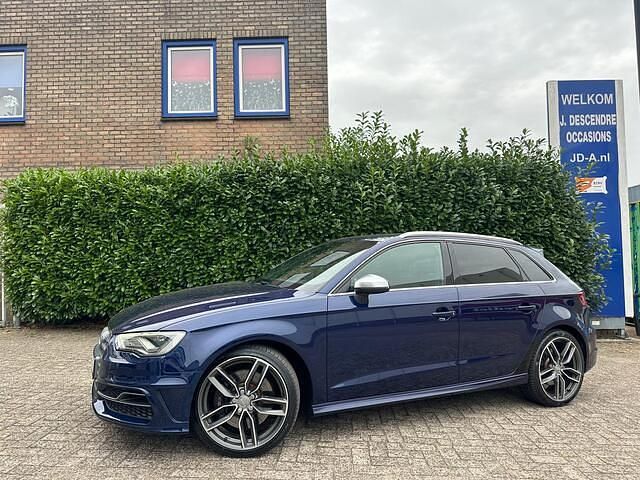 Blauw Gebruikt 2014 Audi A3 Sportback S-Line Hatchback | € 19.950 - Afbeelding 1/4