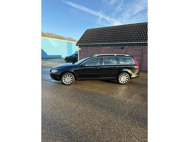 Occasion Volvo V70 Momentum 180 PK (132 kW) 2011 Zwart Stationwagen