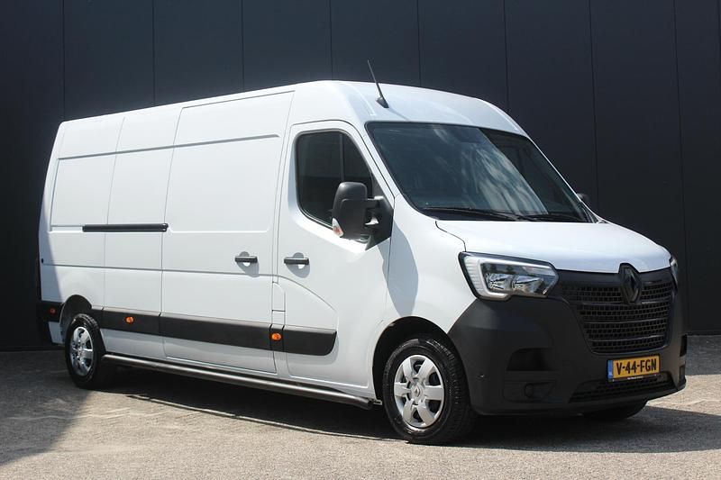 Occasion Renault Master Black Edition 179 PK (131 kW) 2024 Wit MPV