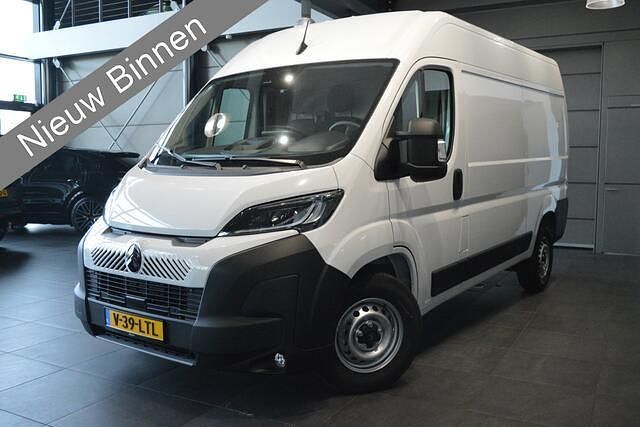 Wit Gebruikt 2024 Citroën Jumper MPV | € 29.500 (Duur) - Afbeelding 1/4