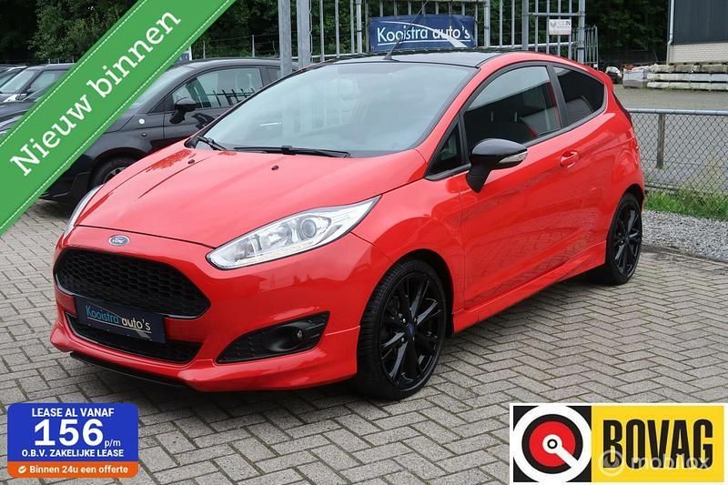 Rood Gebruikt 2016 Ford Fiesta Hatchback | € 9.499 (Duur) - Afbeelding 1/4