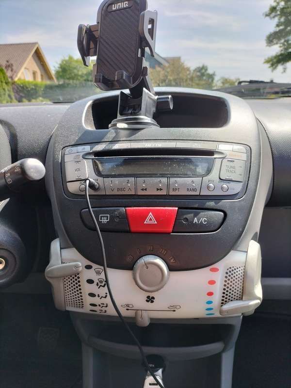 Zilver Gebruikt 2012 Peugeot 107 Hatchback | € 4.500 (Eerlijke prijs) - Afbeelding 1/4