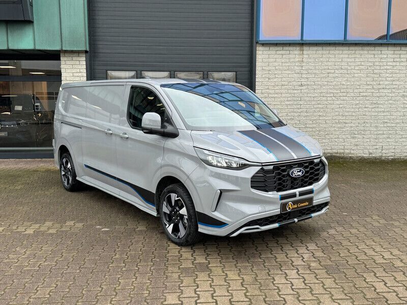 Grijs Nieuw 2024 Ford Transit Custom Sport Van | € 47.500 (Duur) - Afbeelding 1/3