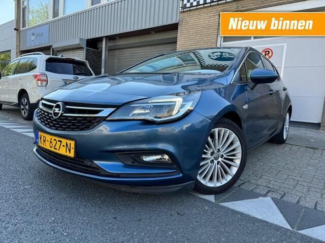 Blauw Gebruikt 2016 Opel Astra Innovation Hatchback | € 8.495 (Iets duurder) - Afbeelding 1/4