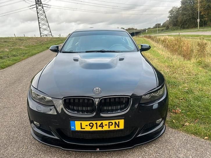 Occasion 2008 BMW 330 Cabriolet | € 7.750 (Eerlijke prijs) - Afbeelding 1/4