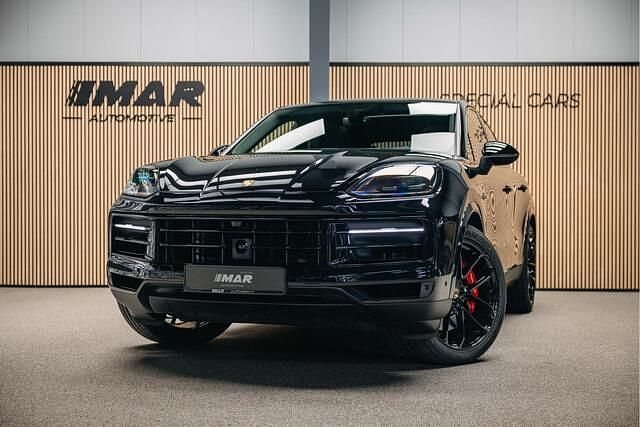 Zwart Occasion 2024 Porsche Cayenne Turbo GT Sport SUV | € 129.950 - Afbeelding 1/4